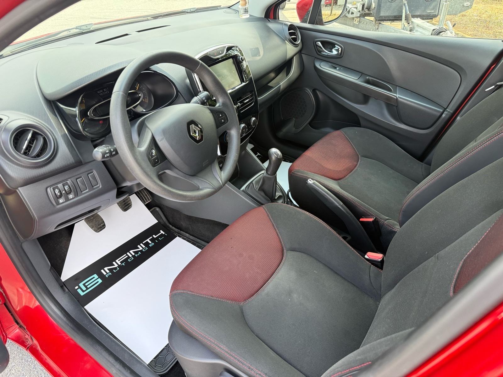 Renault Clio 1,2 NAVI, KLIMA, VELIKI SERVIS, TEMPOMAT, REG: 02./2027., fotografija 11