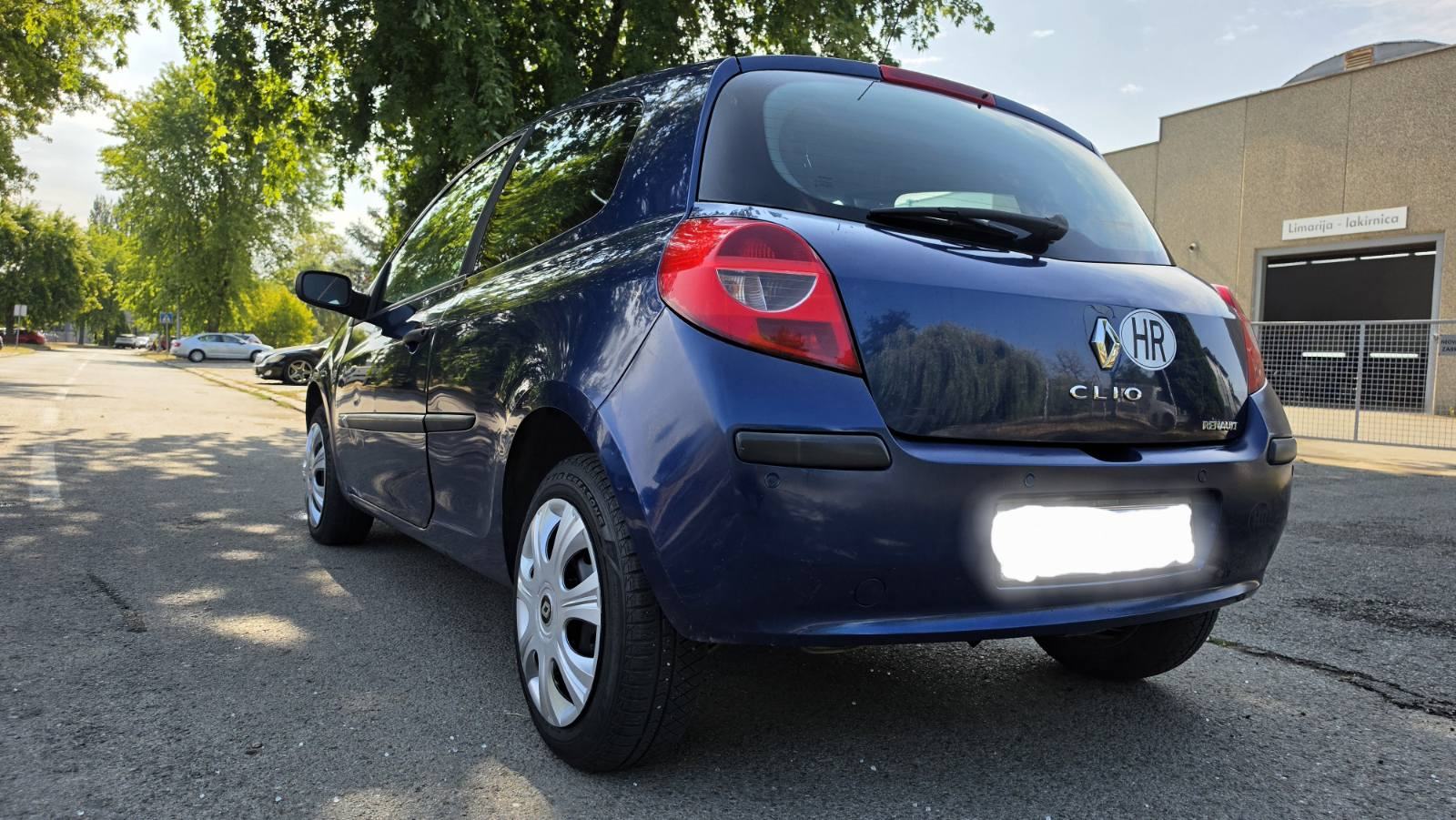 Renault Clio 1,2 ODLIČAN, fotografija 13