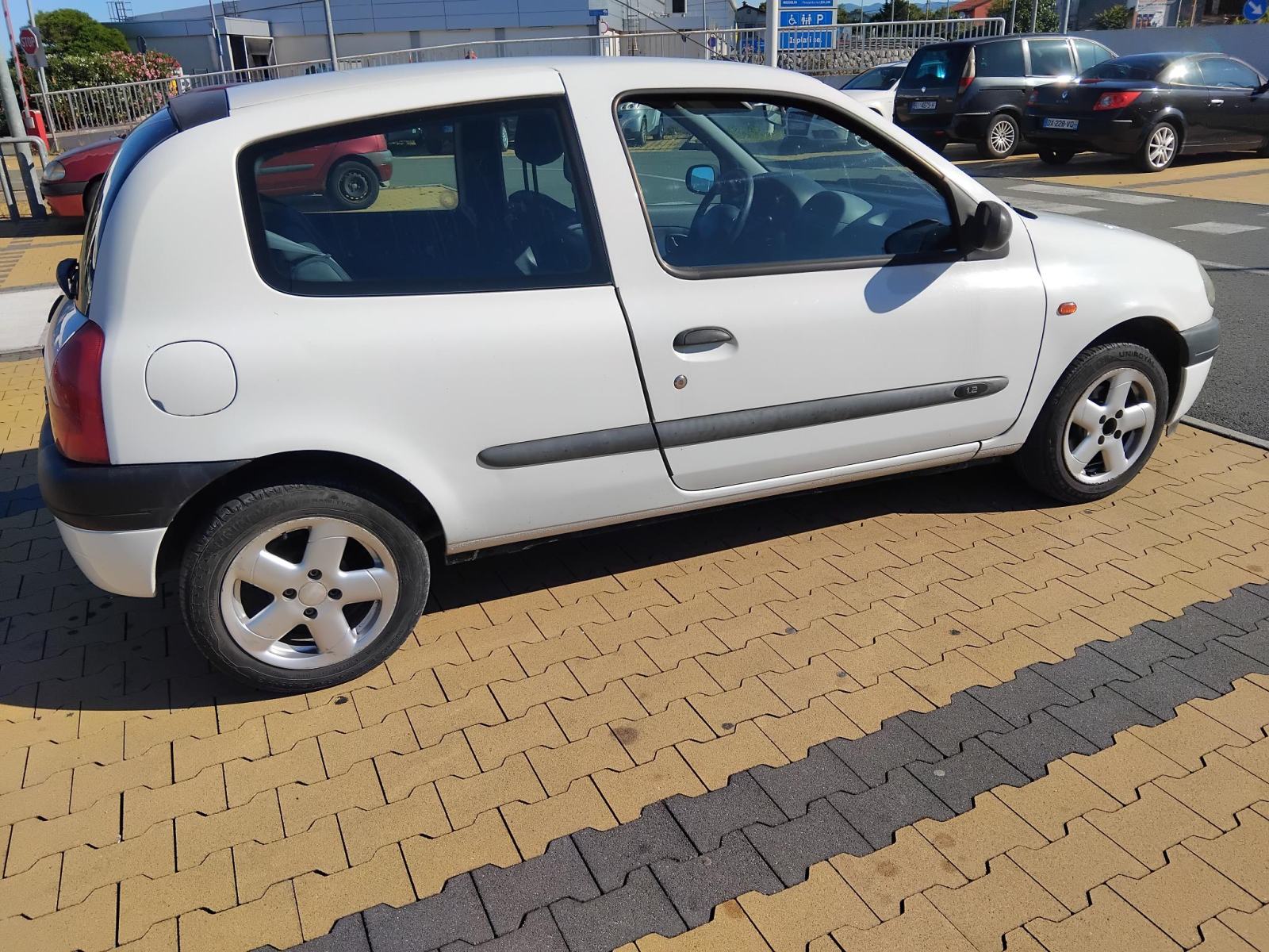 Renault Clio 1,2, fotografija 3