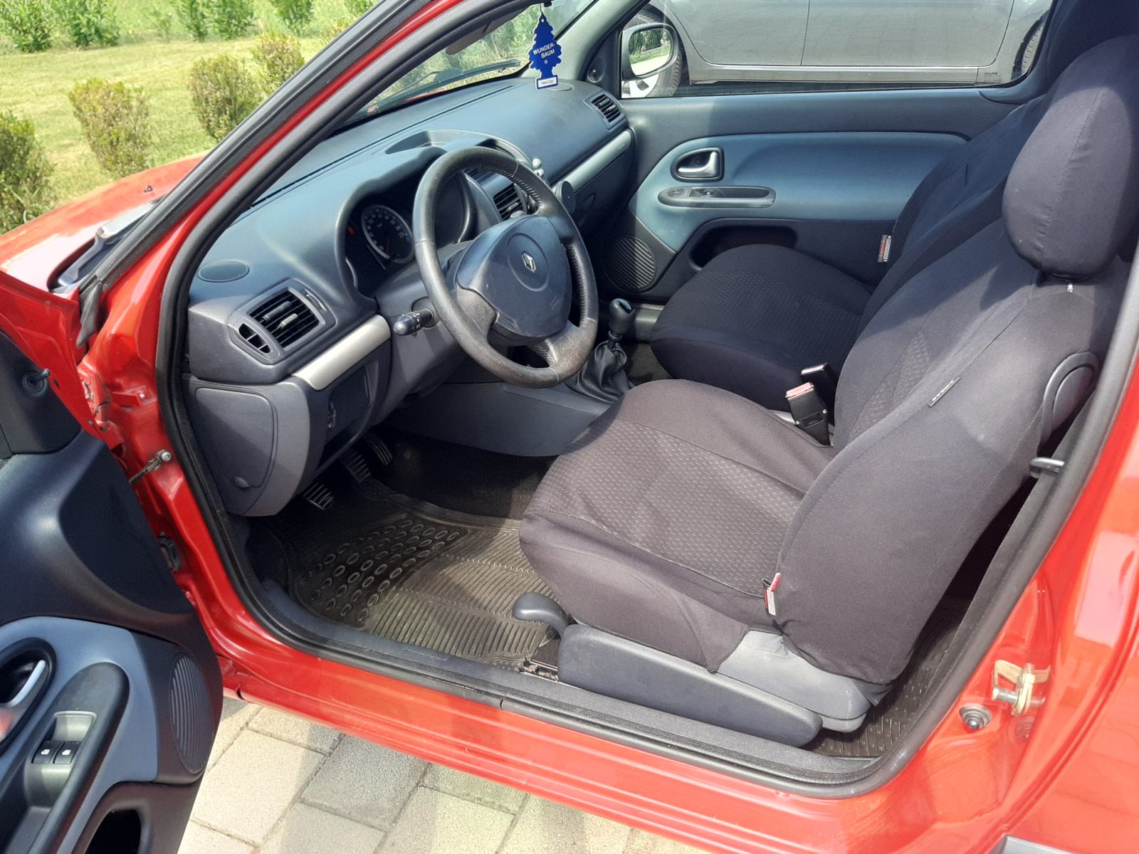 Renault Clio 1,2, fotografija 8