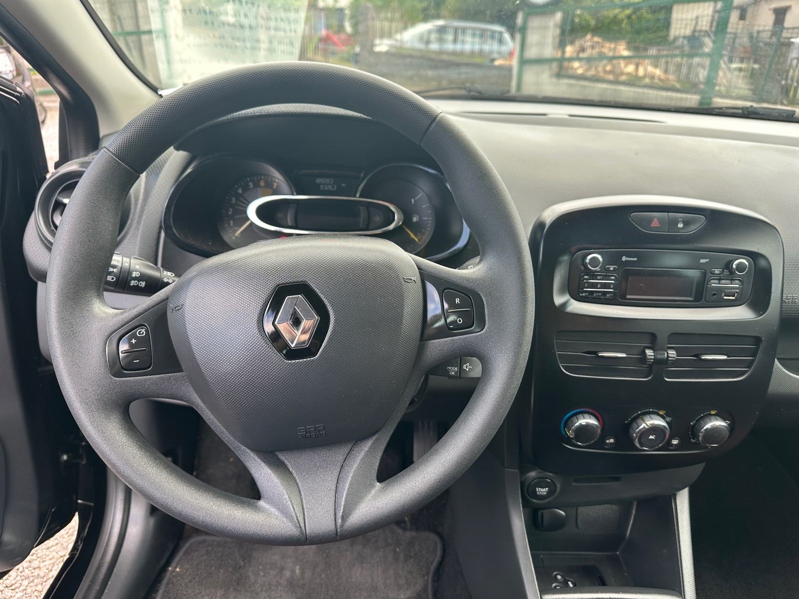 Renault Clio 1,2, fotografija 7