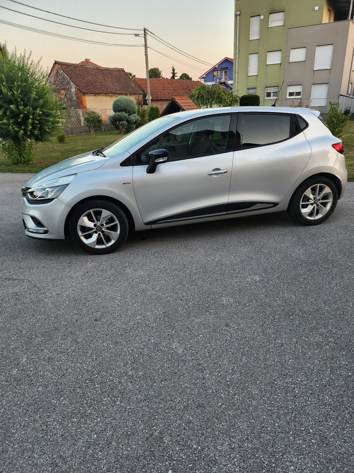 Renault Clio 1,2, fotografija 2