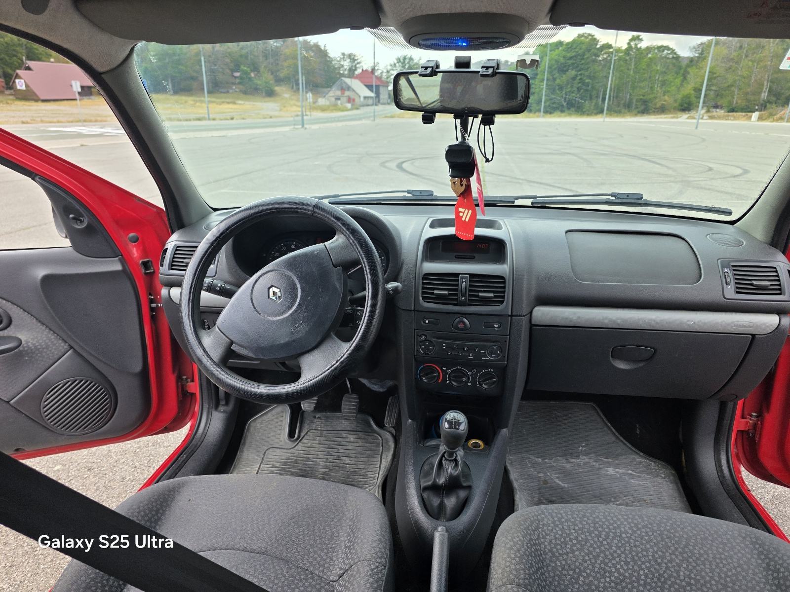 Renault Clio 1,2, fotografija 3