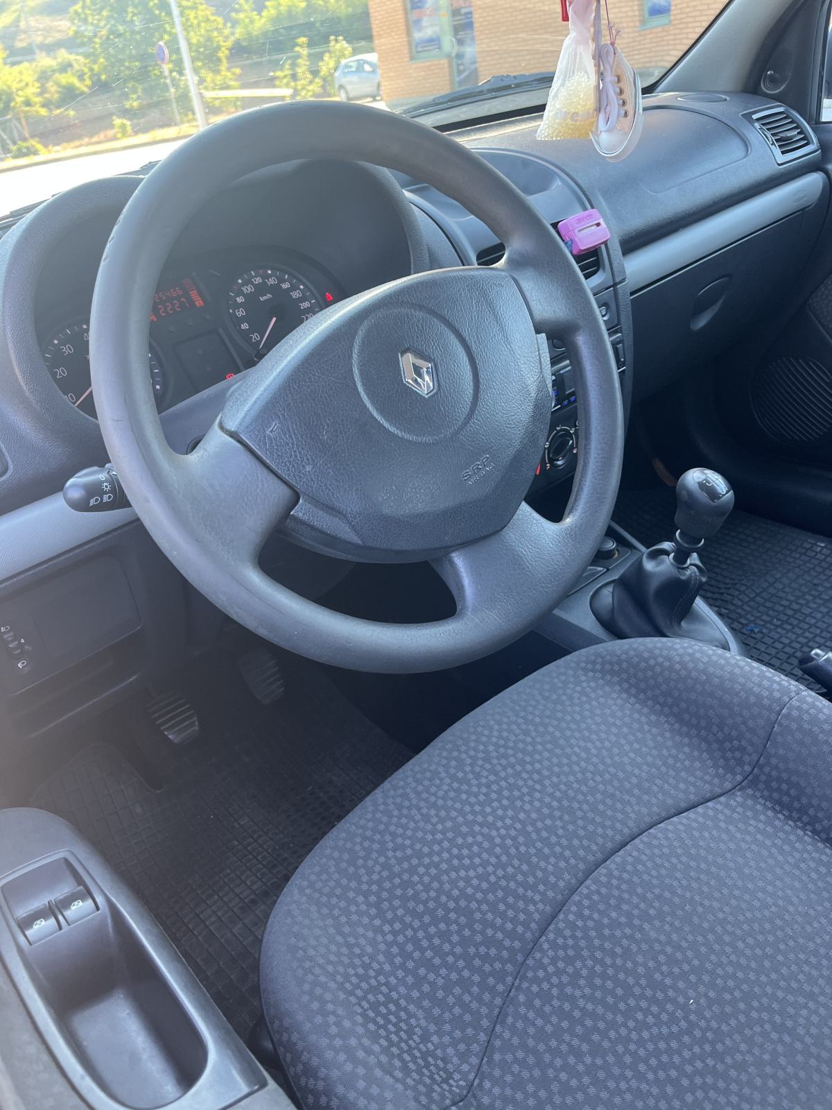 Renault Clio 1,2, fotografija 2