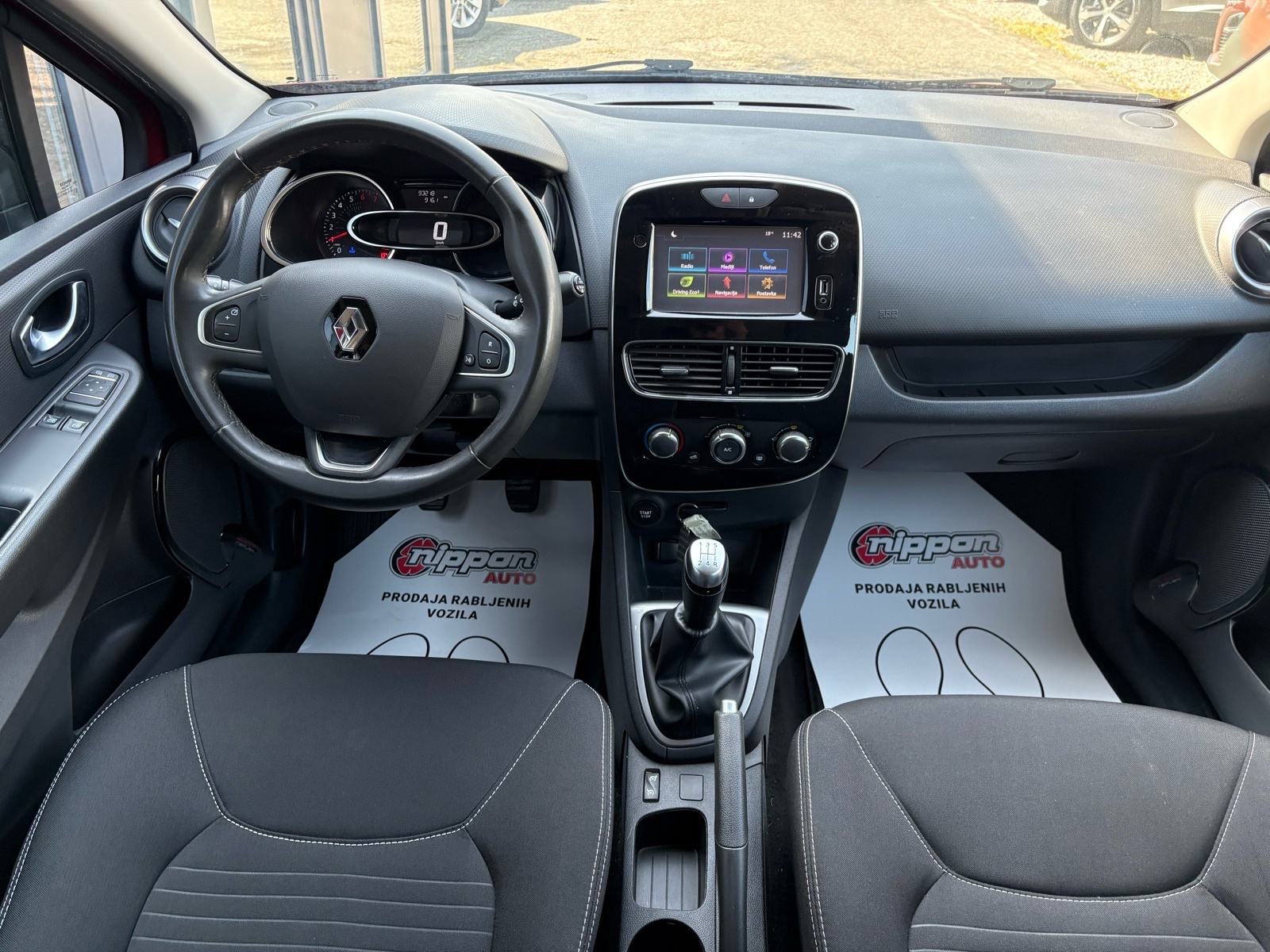 Renault Clio 1.2 Tce KLIMA - NAVI - LEASING RATA 190 €, fotografija 12