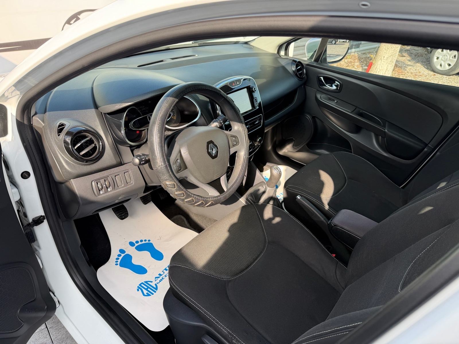 Renault Clio 1.5 DCI # 164 TKM~ ORGINAL # KO NOV = KRED- KART = HR-AUT, fotografija 6