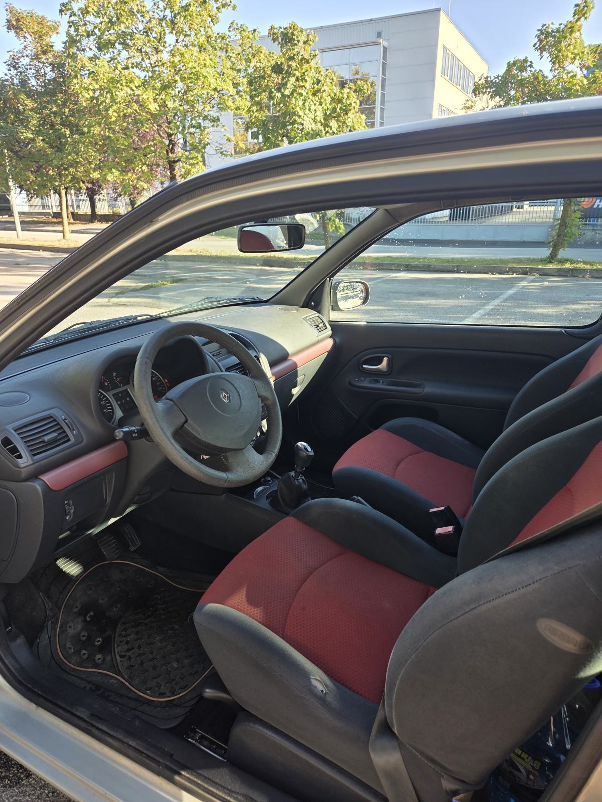 Renault Clio 1,5 dCi, 2003., 194000km, fotografija 9