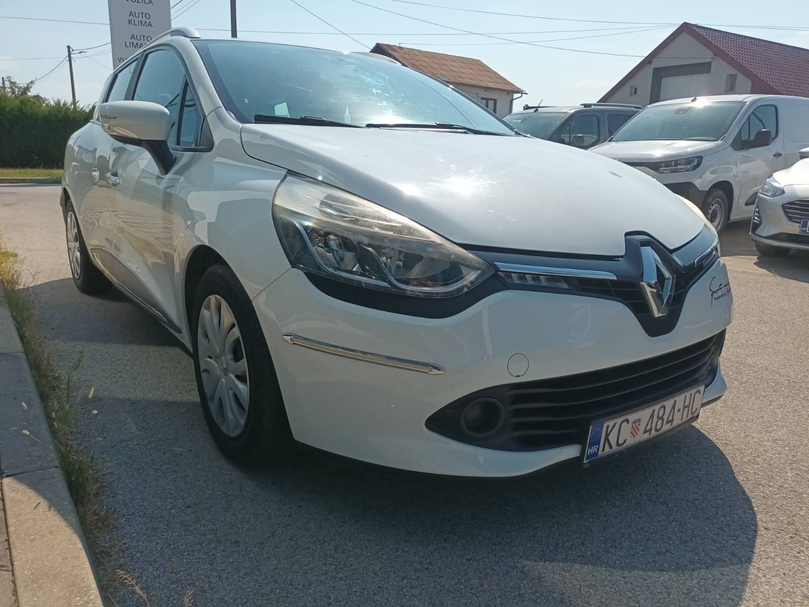 Renault Clio 1.5 DCI 2015- 141000 KM, fotografija 4