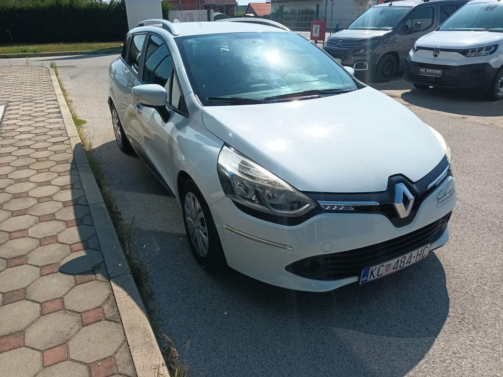 Renault Clio 1.5 DCI 2015- 141000 KM, fotografija 5