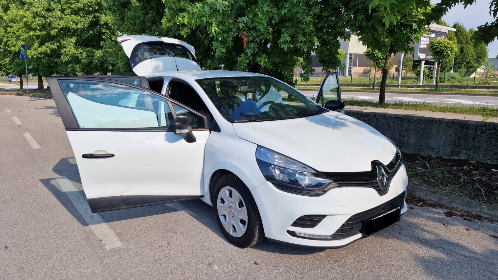 Renault Clio 1.5 dCi-LJETUJTE SA NAMA-AO I POMOĆ NA CESTI 1 GOD GRATIS, fotografija 7
