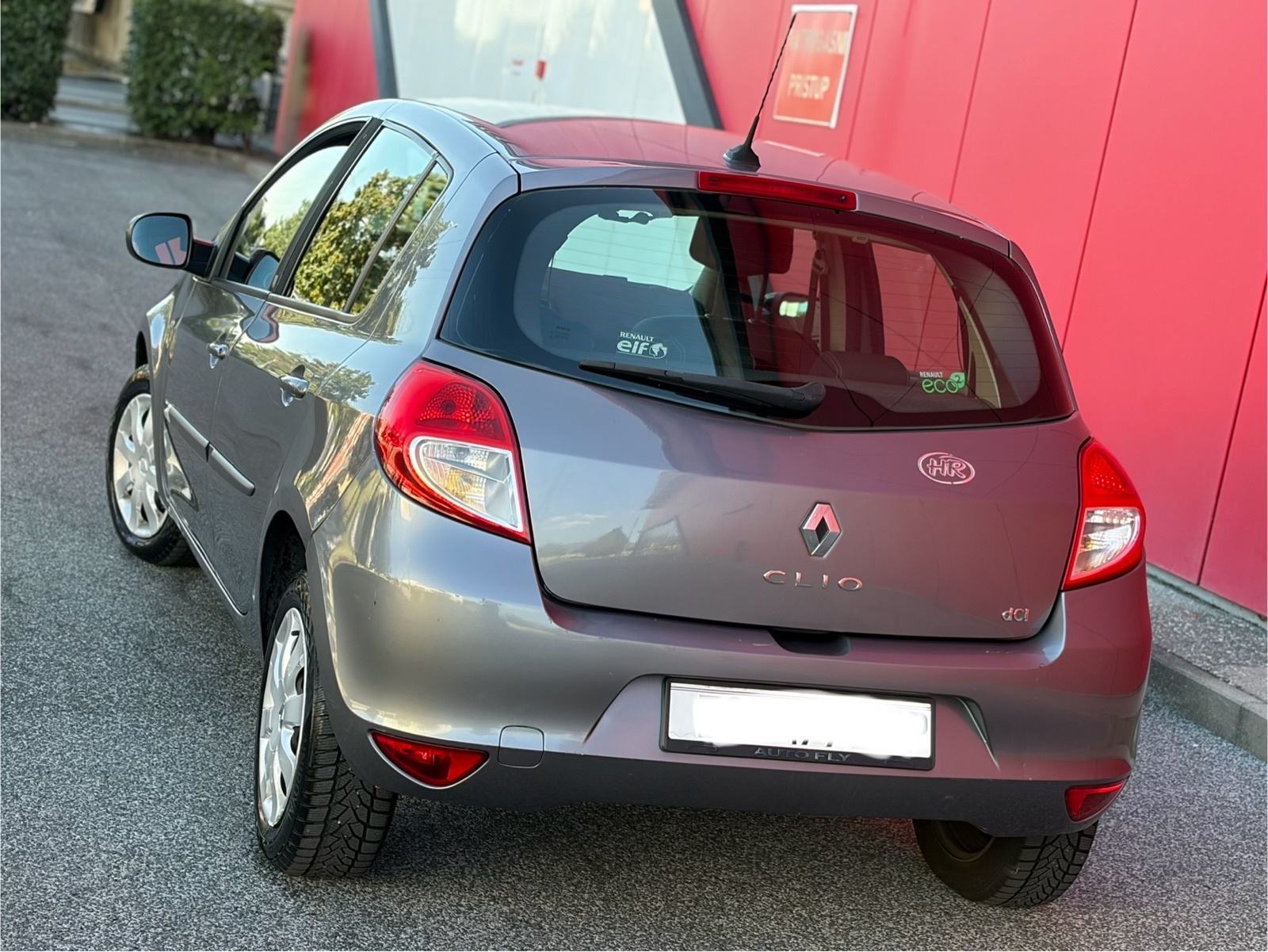 RENAULT CLIO 1.5 DCI 90KS REDIZAJN 5 VRATA NAPRAVLJEN SERVIS!!, fotografija 4