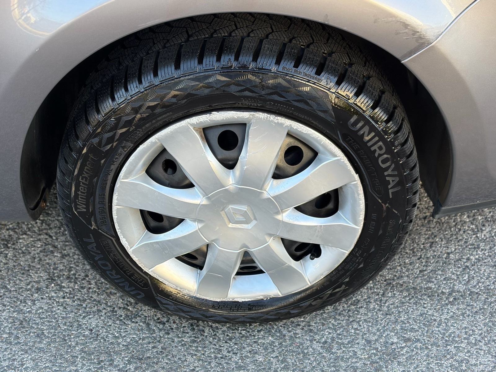 RENAULT CLIO 1.5 DCI 90KS REDIZAJN 5 VRATA NAPRAVLJEN SERVIS!!, fotografija 12