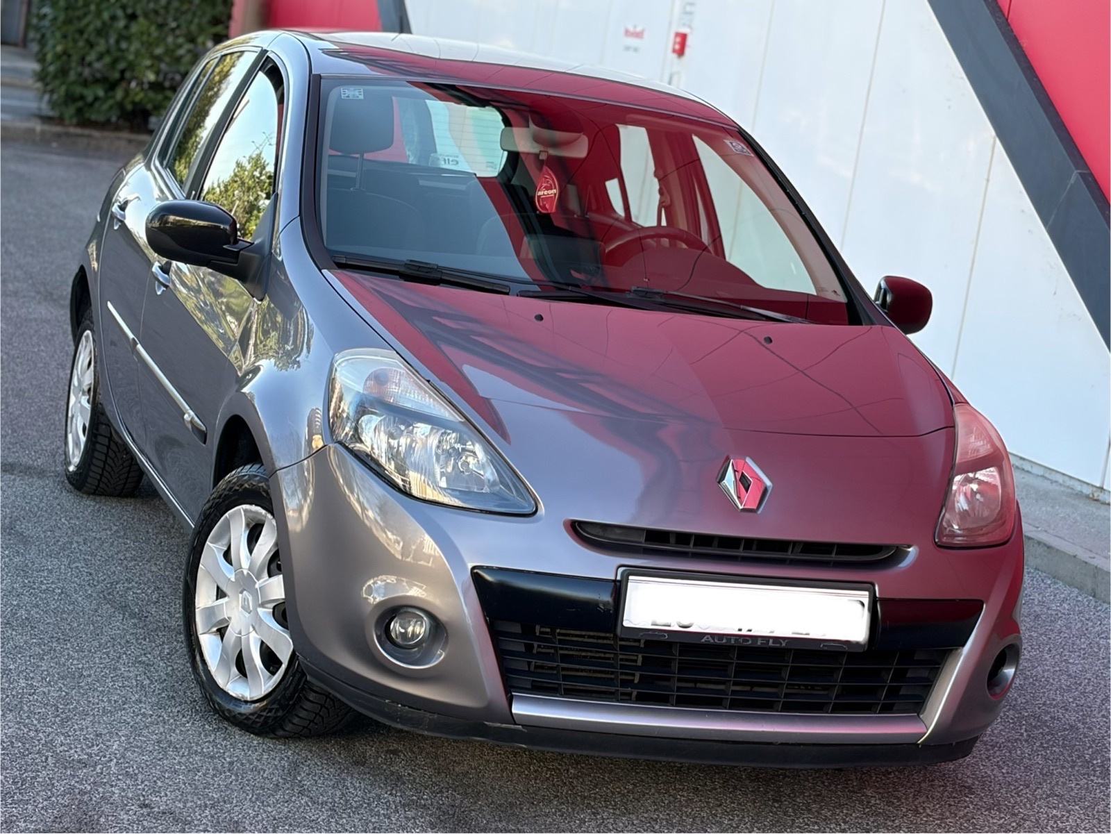 RENAULT CLIO 1.5 DCI 90KS REDIZAJN 5 VRATA NAPRAVLJEN SERVIS!!, fotografija 3