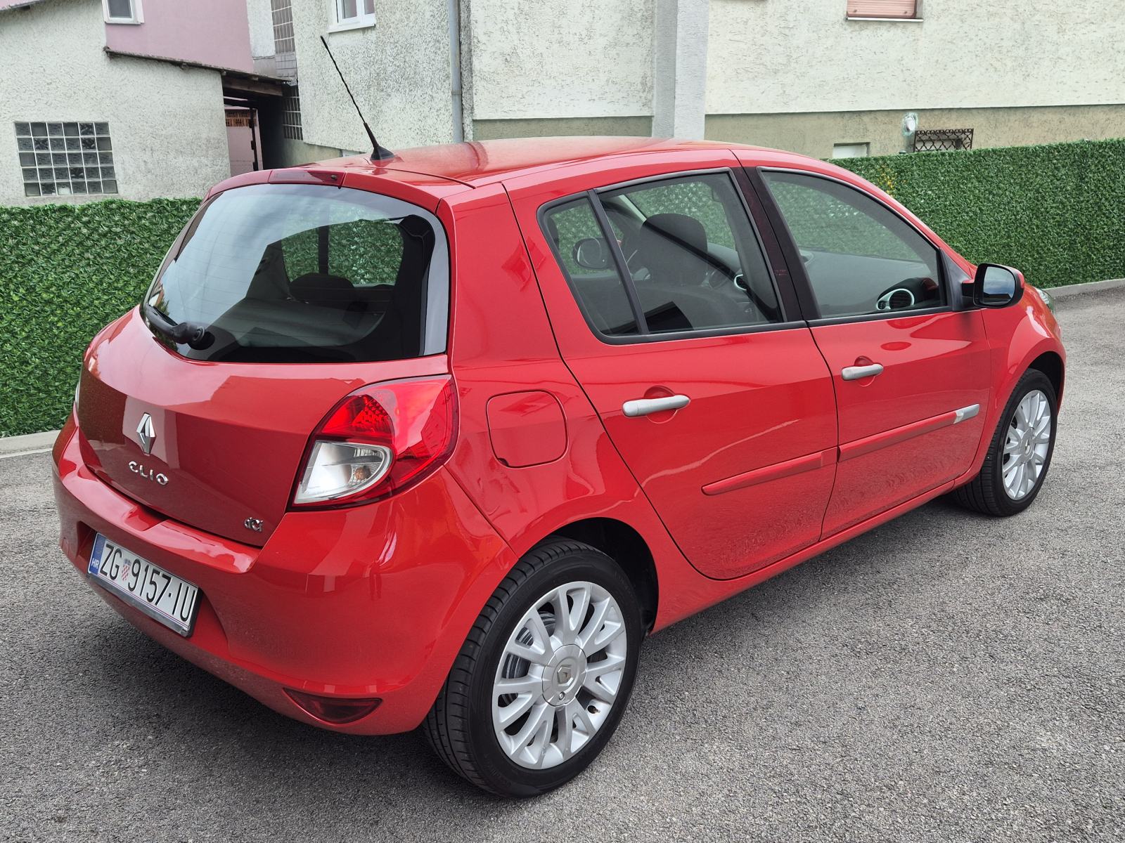 Renault Clio 1,5 dCi EDITION*KLIMA*ALU FELGE*HR AUTO*REDIZAJN, fotografija 5
