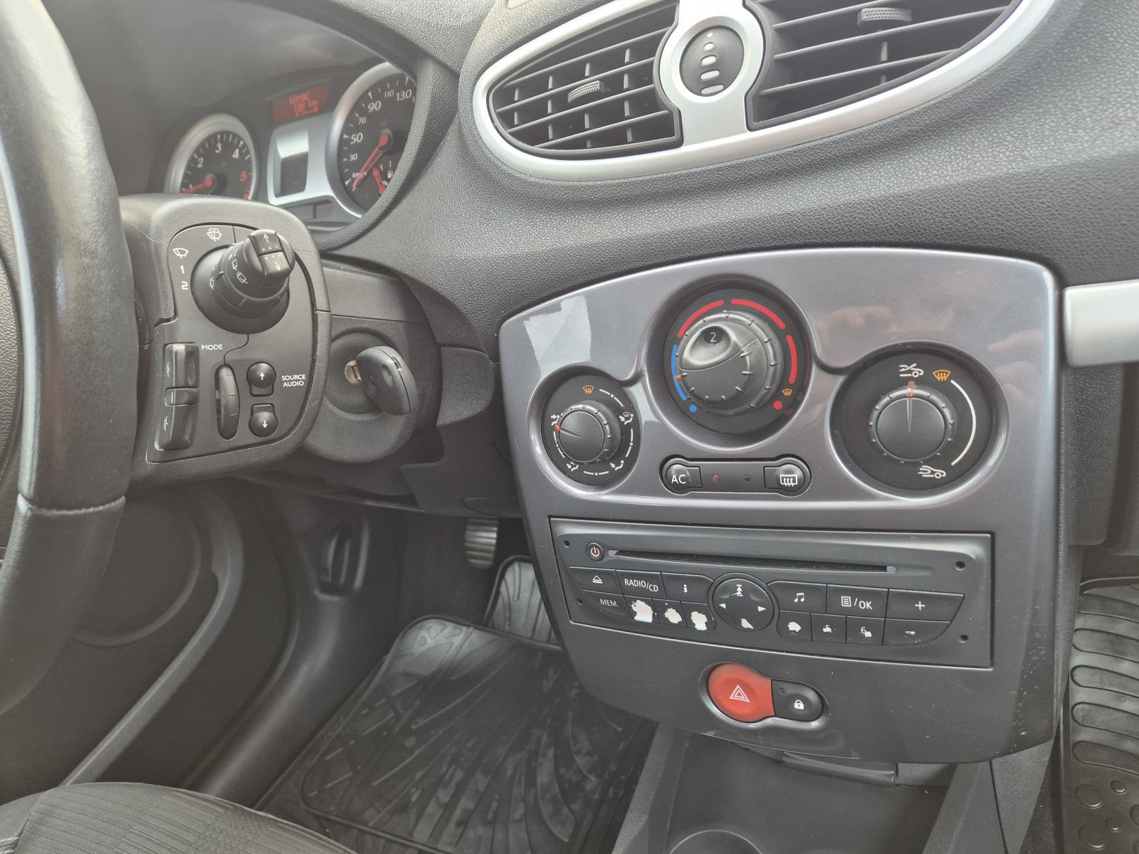 Renault Clio 1,5 dCi EDITION*KLIMA*ALU FELGE*HR AUTO*REDIZAJN, fotografija 16