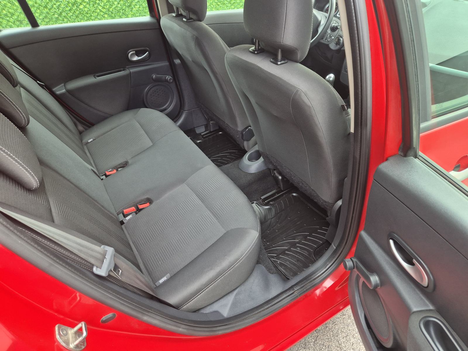 Renault Clio 1,5 dCi EDITION*KLIMA*ALU FELGE*HR AUTO*REDIZAJN, fotografija 12