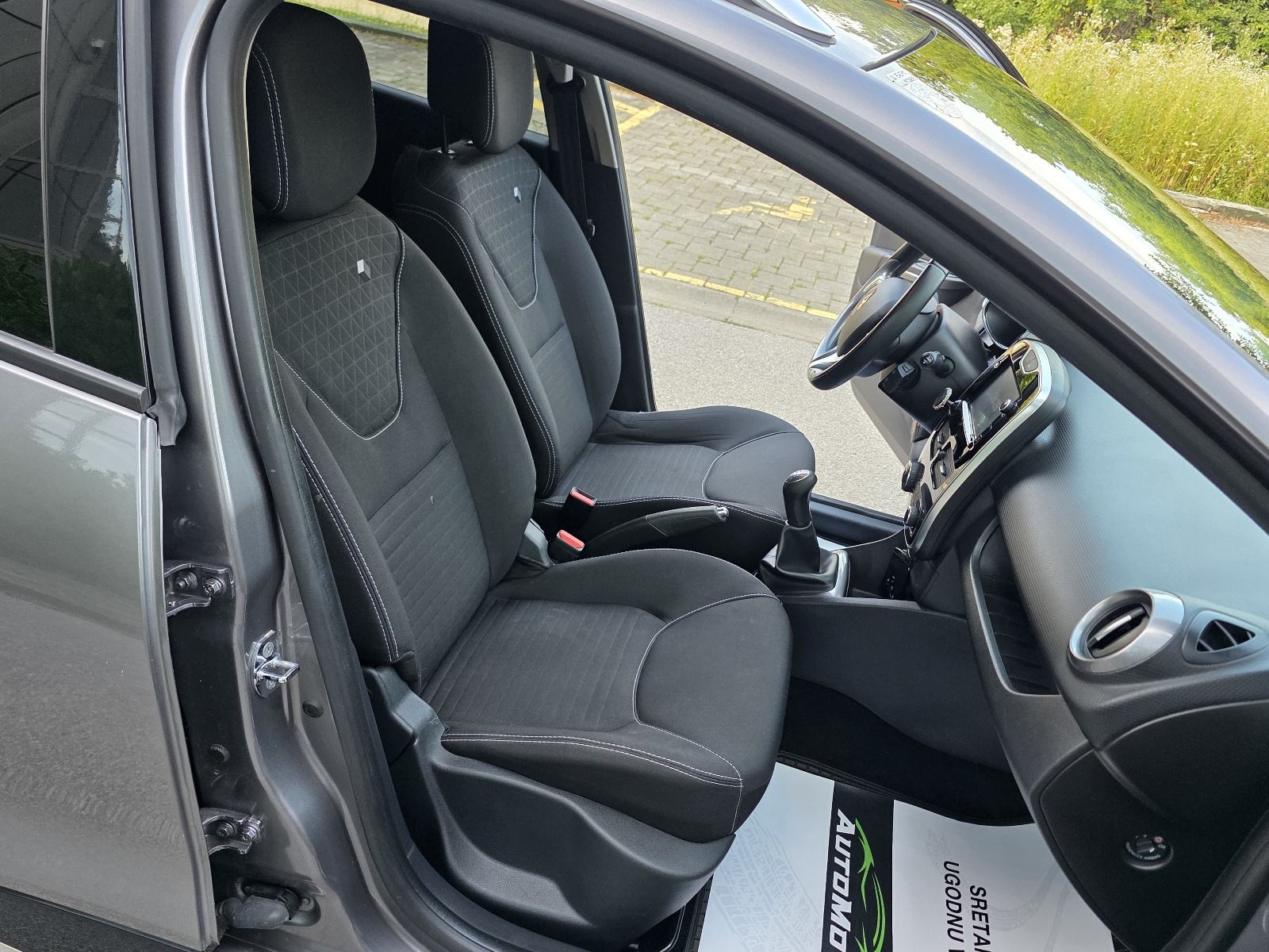 RENAULT CLIO 1.5 DCi GRANDTOUR LIMITED - BOGATA OPREMA-SERVISNA KNJIGA, fotografija 18