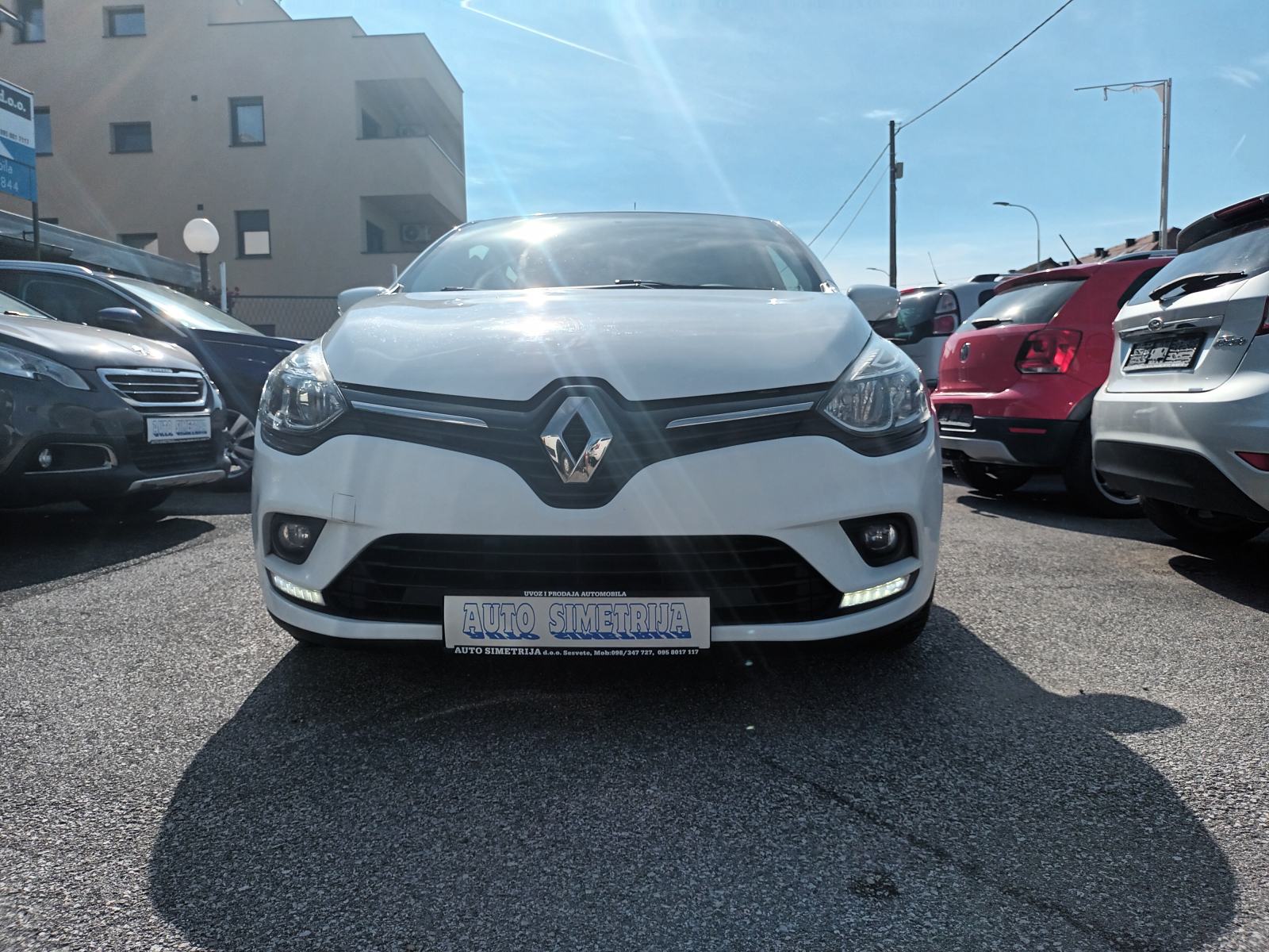 Renault Clio 1.5 DCi klima,navigacija,servisna povijest, fotografija 2