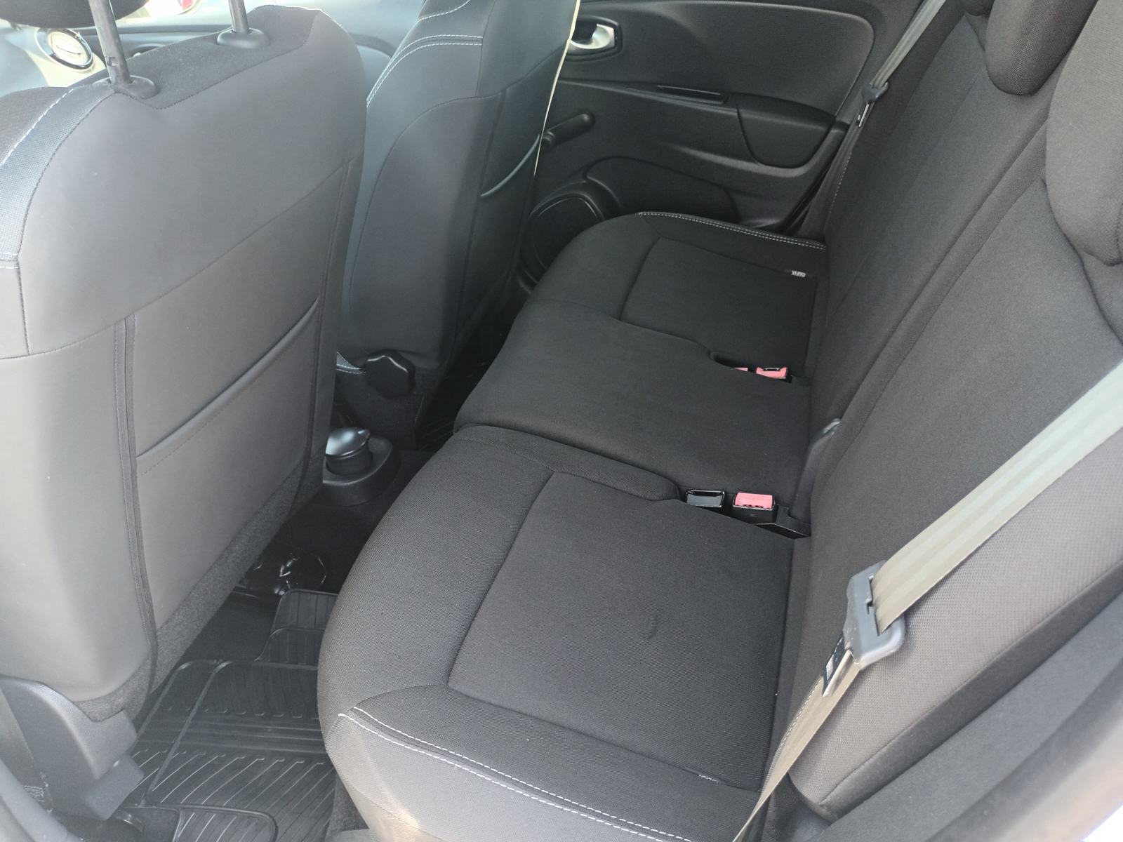 Renault Clio 1.5 DCi klima,navigacija,servisna povijest, fotografija 8