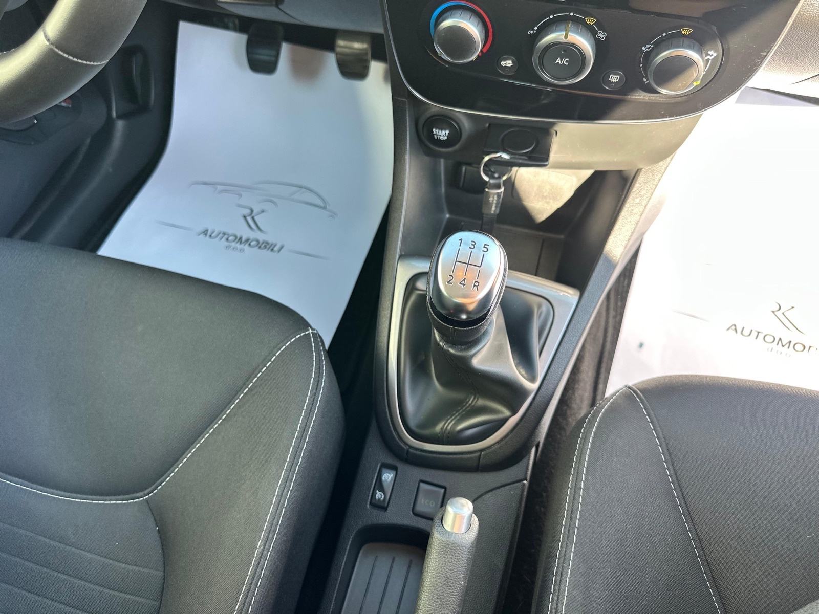 Renault Clio 1.5 dci LIMITED EDITION *navigacija *veliki servis, fotografija 17