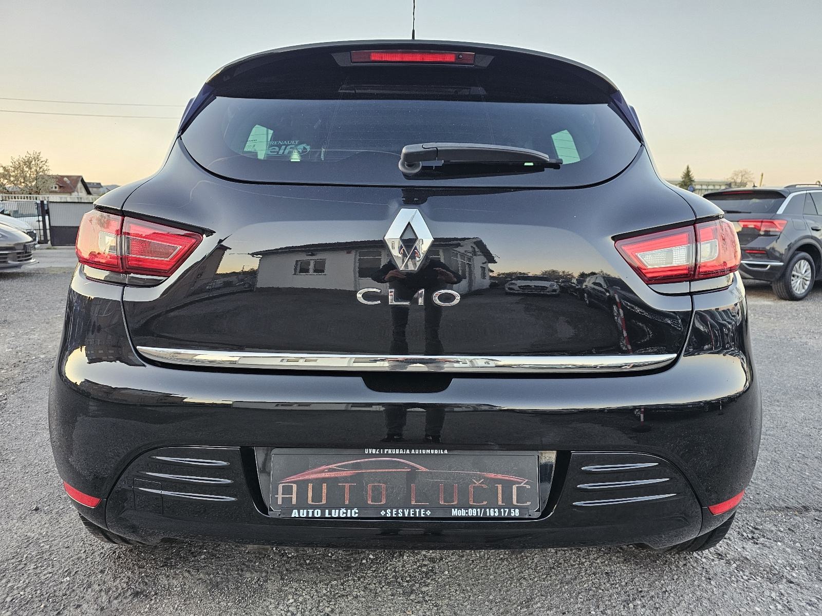 Renault Clio 1.5 DCI ***LIMITED-OPREMA***HR-VOZILO***SAMO-86.000KM***, fotografija 6