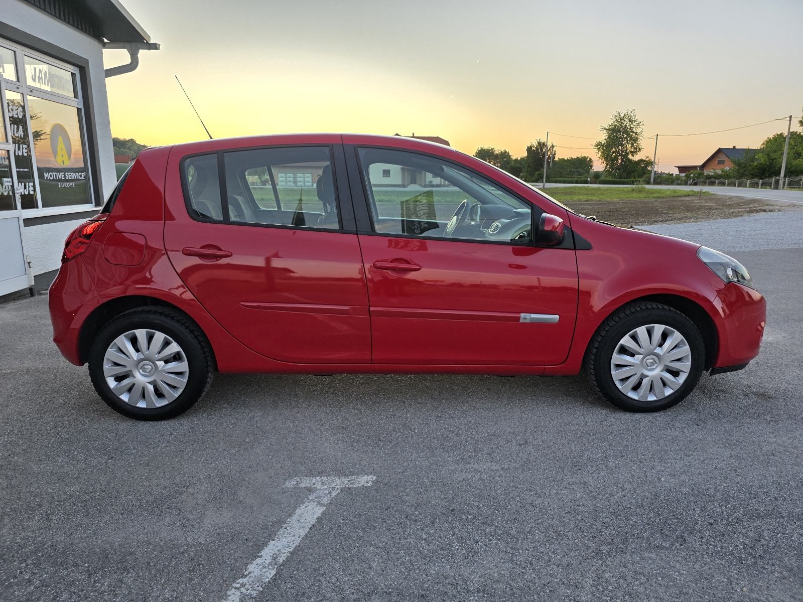 Renault Clio 1,5 dCi,MOGUČI BRZI KREDITI, PLAČANJE KARTICAMA, fotografija 4