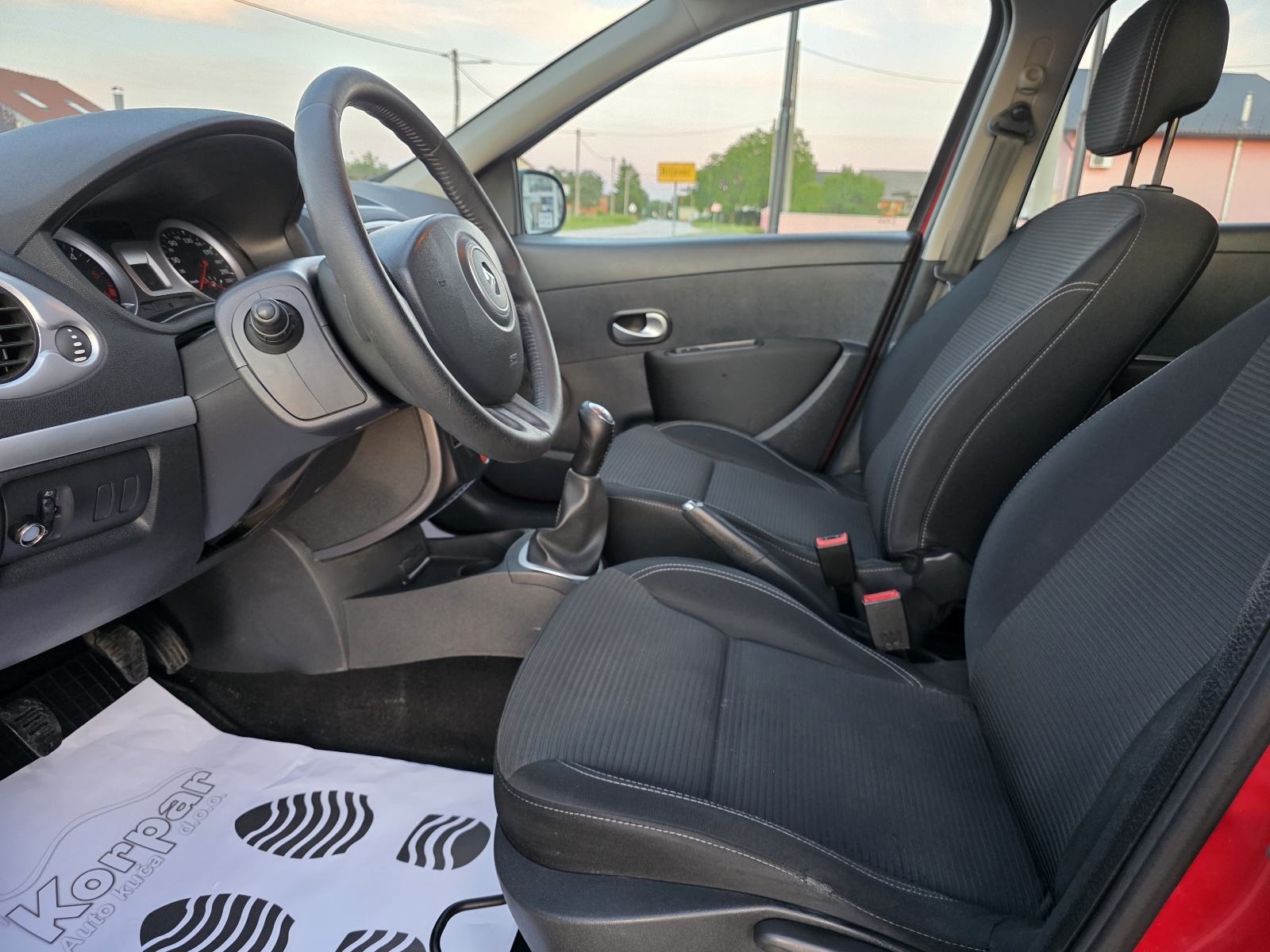 Renault Clio 1,5 dCi,MOGUČI BRZI KREDITI, PLAČANJE KARTICAMA, fotografija 10