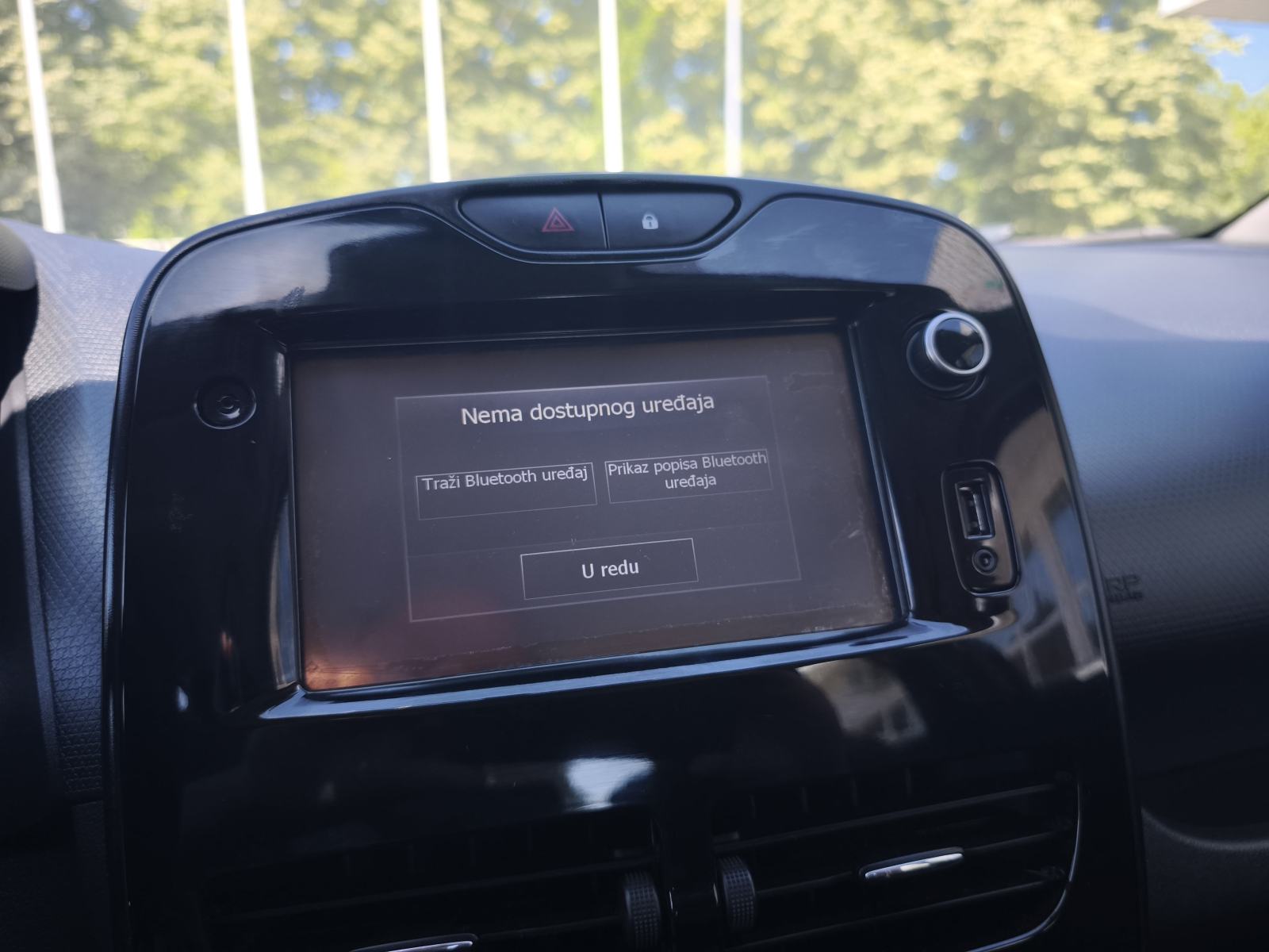 Renault Clio 1.5 Dci NAVI TEMPOMAT LED BLUETOOTH MEDIA EKRAN PUTNI KOM, fotografija 18