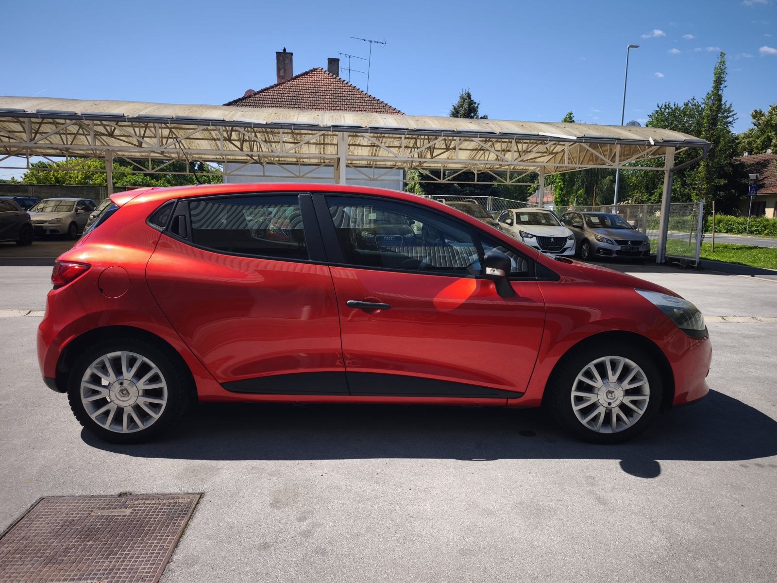 Renault Clio 1.5 Dci NAVI TEMPOMAT LED BLUETOOTH MEDIA EKRAN PUTNI KOM, fotografija 13