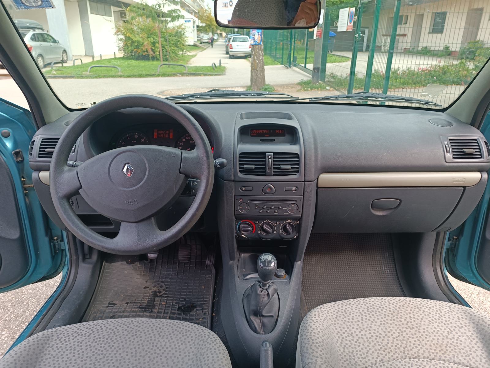 Renault Clio 1,5 dCi registriran godinu dana, fotografija 8