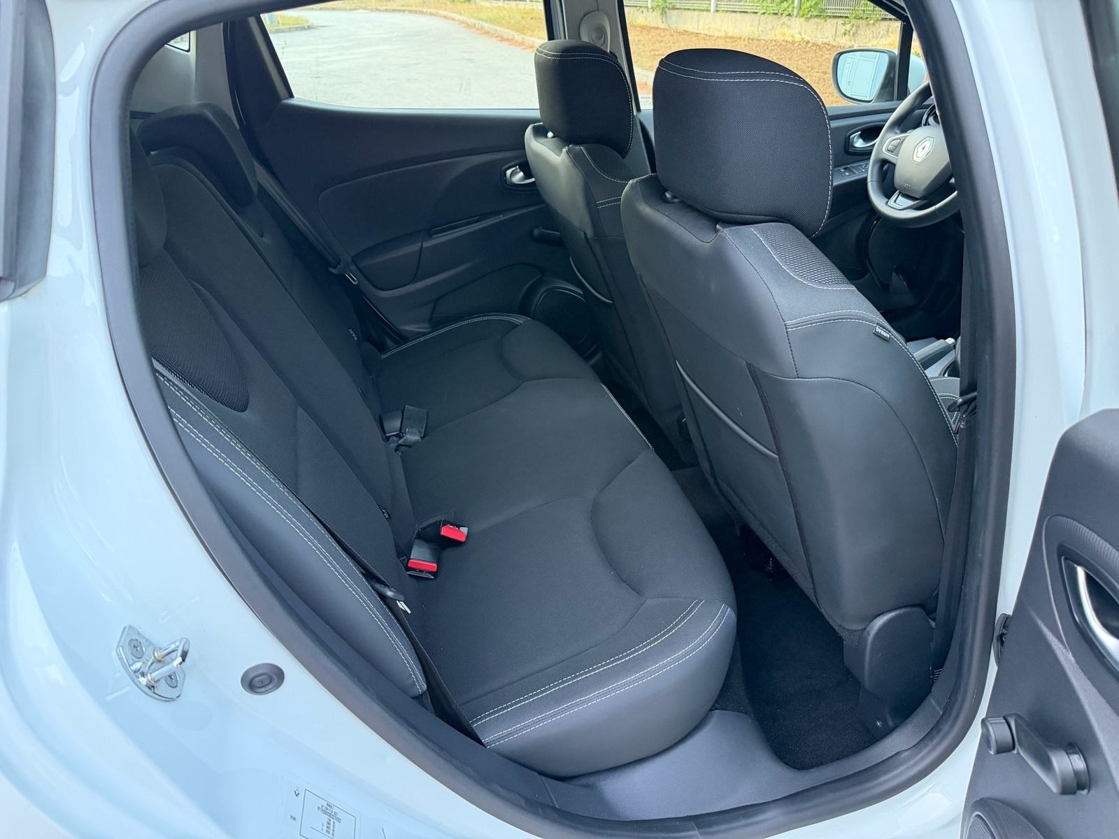 Renault Clio 1.5 DCI, fotografija 12