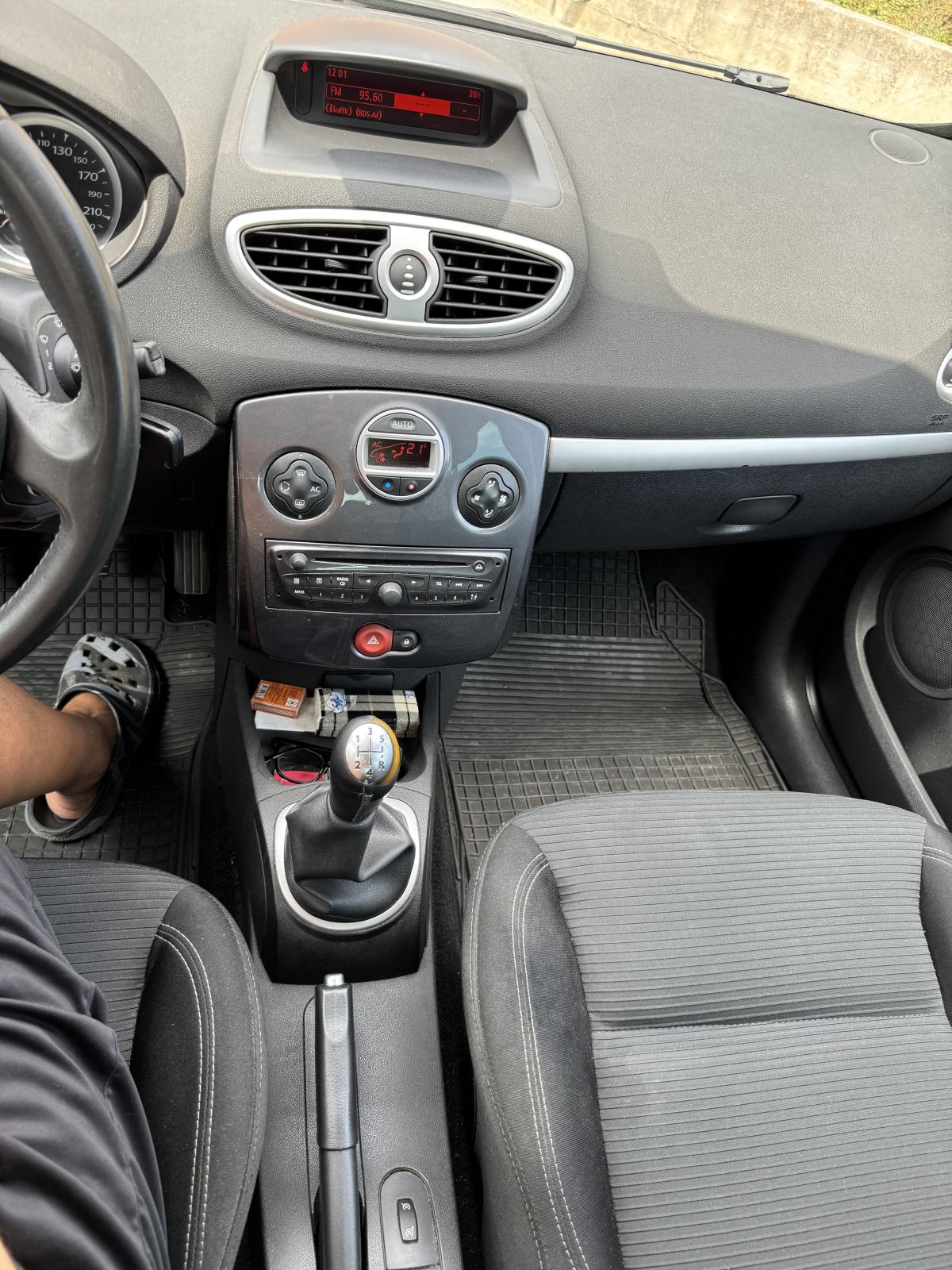 Renault Clio 1,5 dCi, fotografija 11