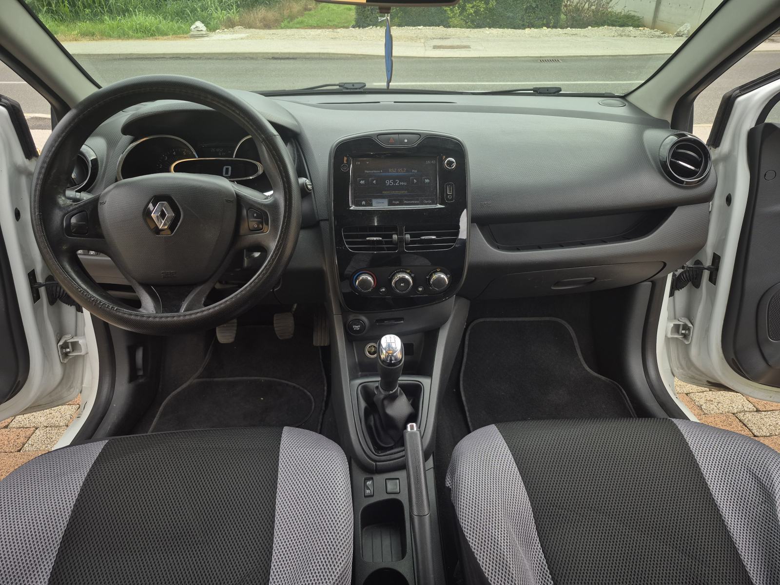 Renault Clio 1,5 dCi, fotografija 5