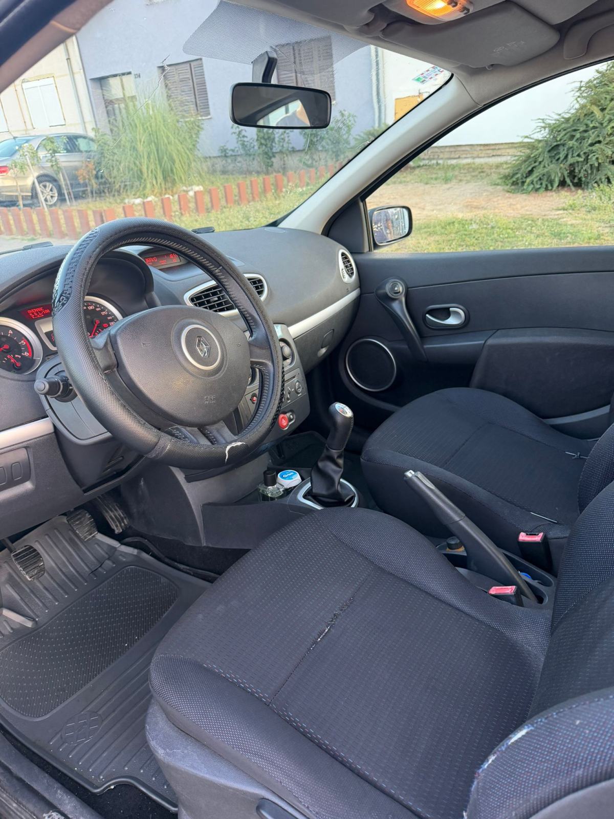 Renault Clio 1.5 dCi, fotografija 7