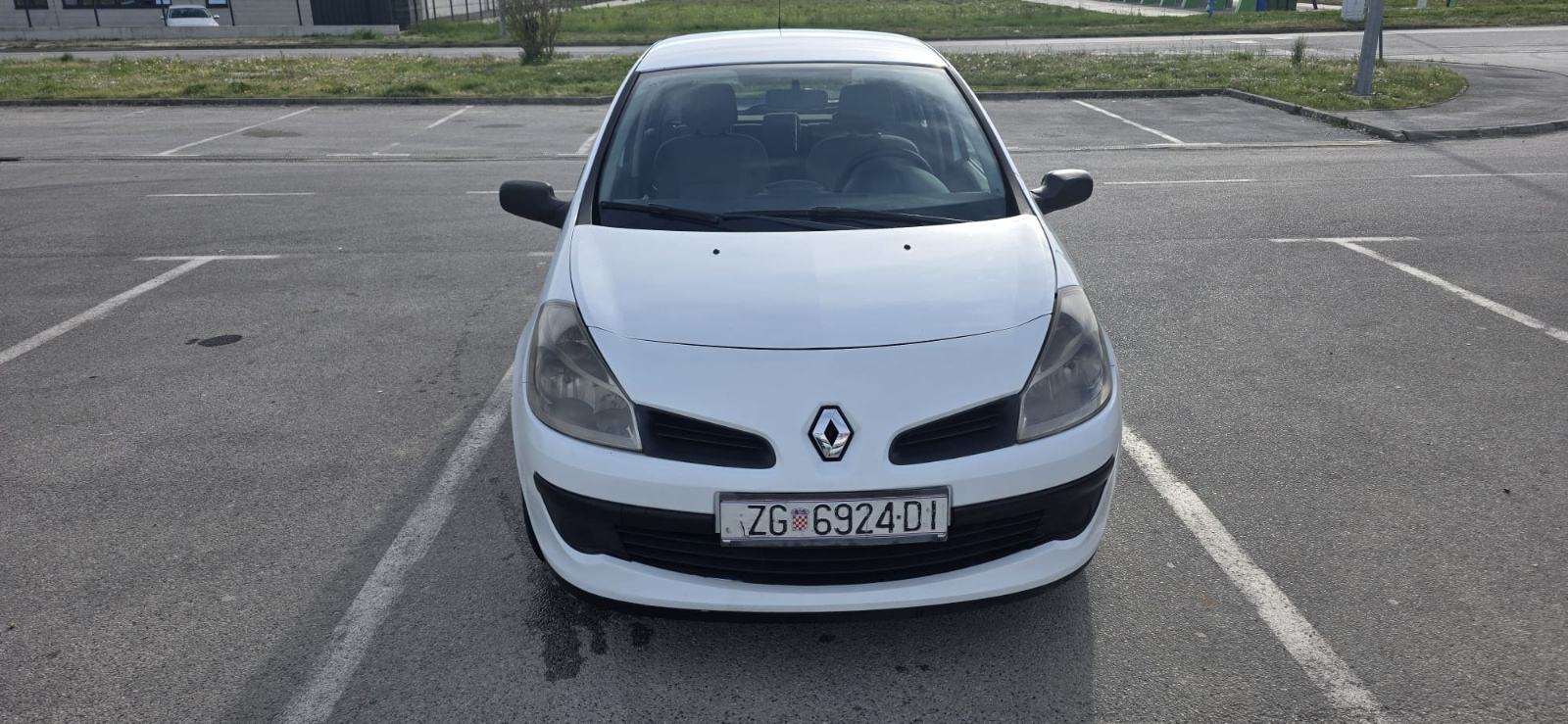 Renault Clio 1,5 dCi Top stanje . Reg 08/26, fotografija 3