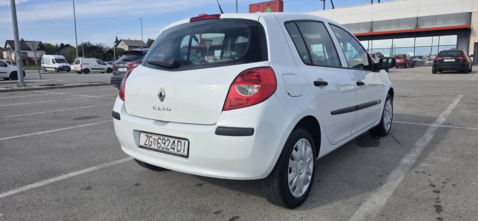 Renault Clio 1,5 dCi Top stanje . Reg 08/26, fotografija 4