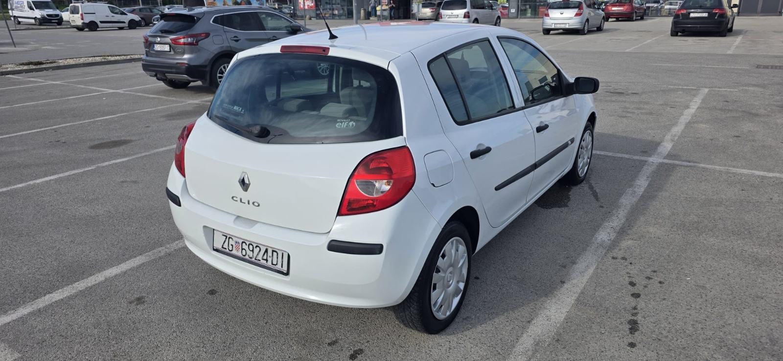 Renault Clio 1,5 dCi Top stanje . Reg 08/26, fotografija 9