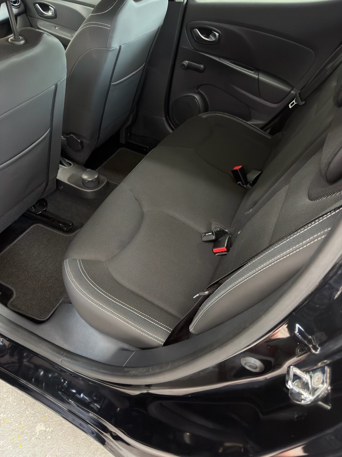 Renault Clio 1.5 dCi | Veliki servis | ALU | NAVI | Besprijekoran!, fotografija 18