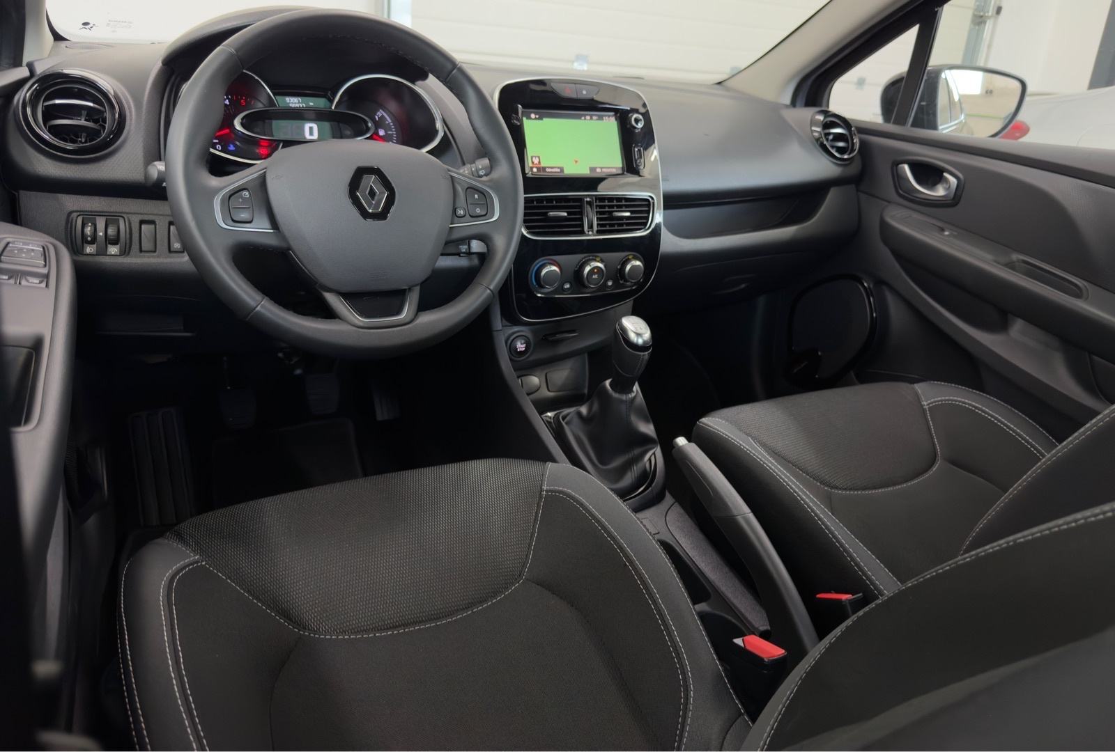 Renault Clio 1.5 dCi | Veliki servis | ALU | NAVI | Besprijekoran!, fotografija 13