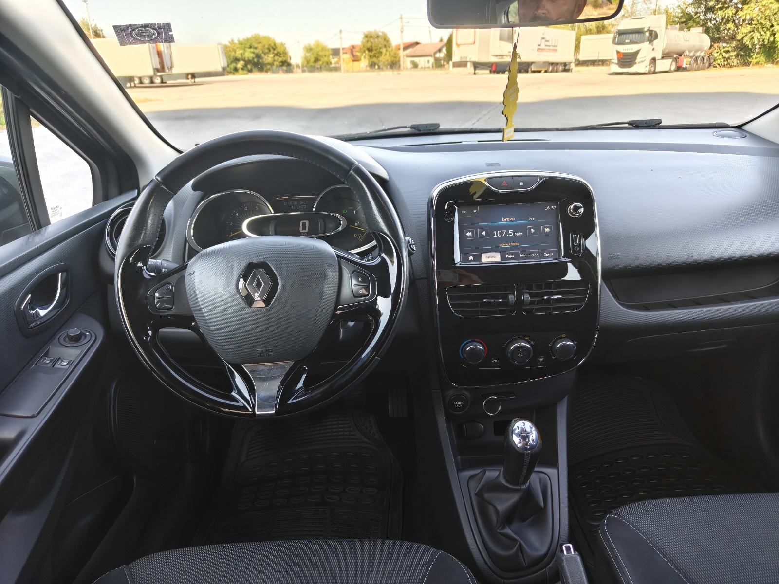 Renault Clio 1.5 Dci, vlasnik, fotografija 11