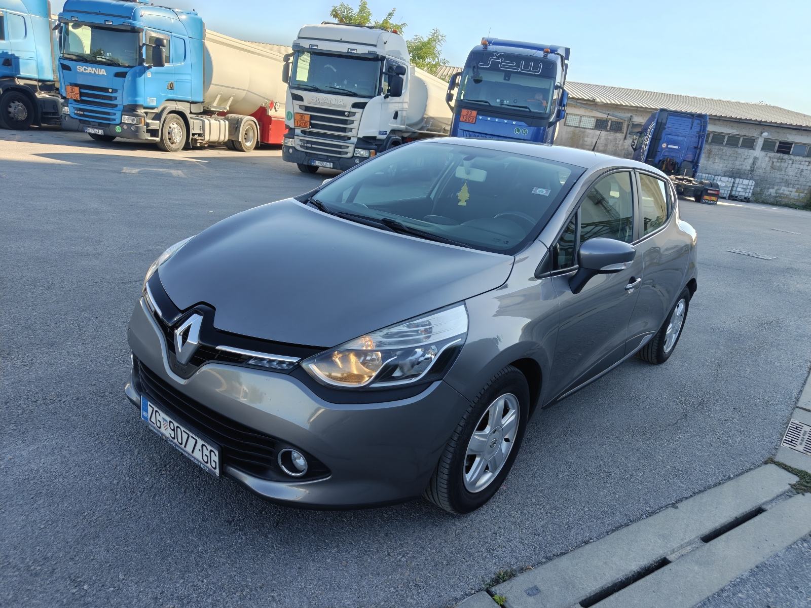Renault Clio 1.5 Dci, vlasnik, fotografija 2