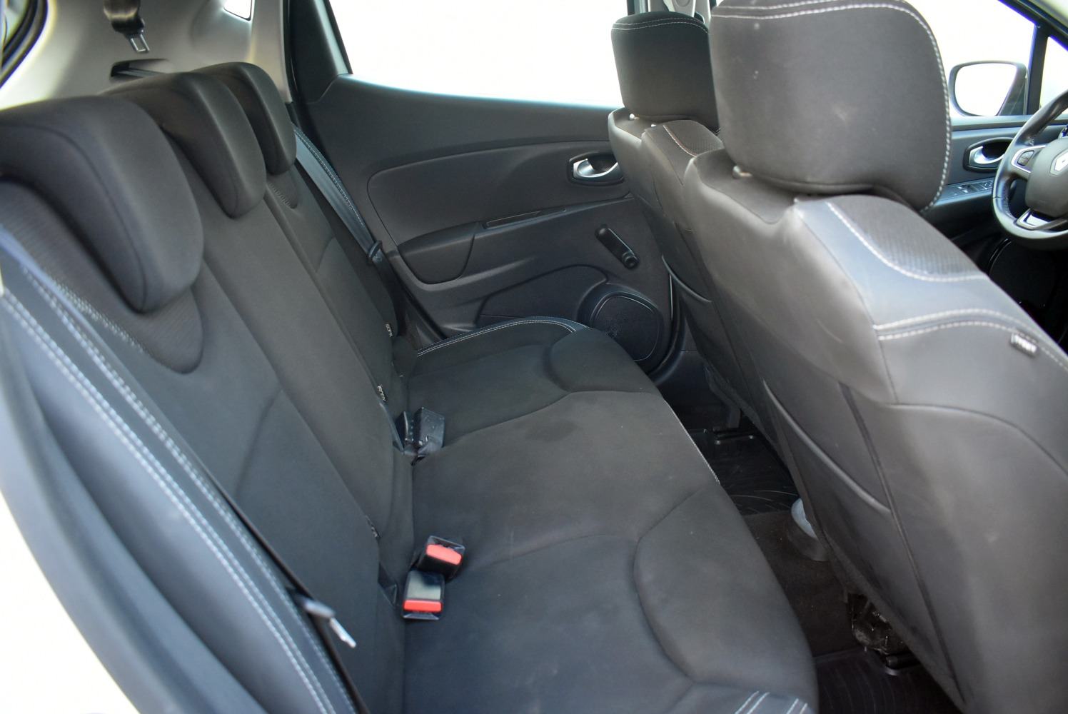 Renault Clio 1.5 DCi Zen *HR* SERVISNA,1.VLASNIK,JAMSTVO,ALU NAPLATCI*, fotografija 6