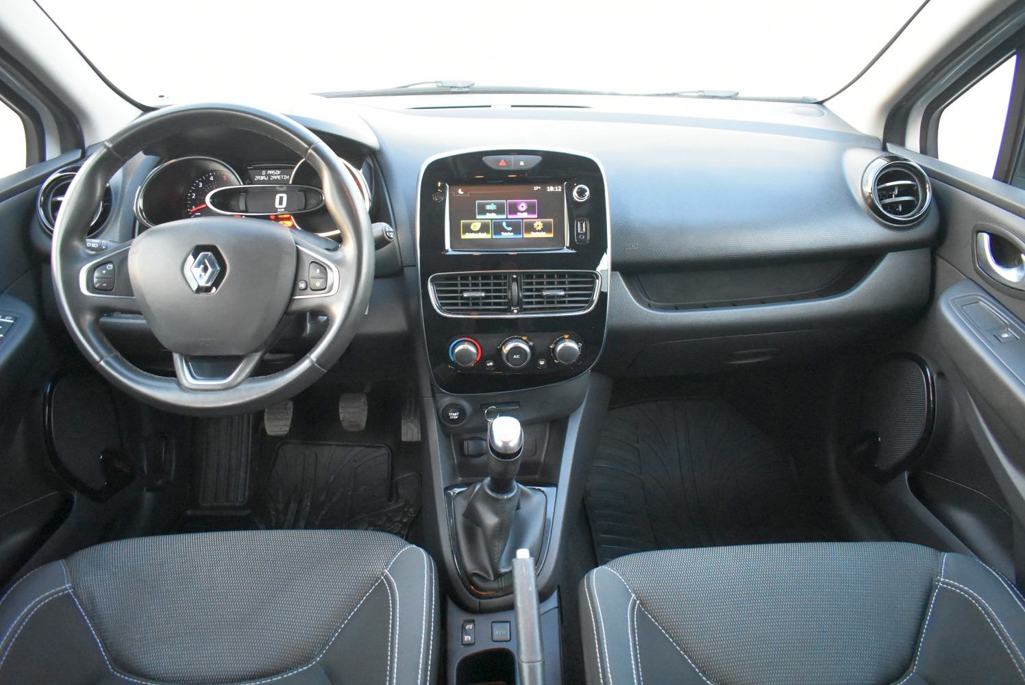 Renault Clio 1.5 DCi Zen *HR* SERVISNA,1.VLASNIK,JAMSTVO,ALU NAPLATCI*, fotografija 7