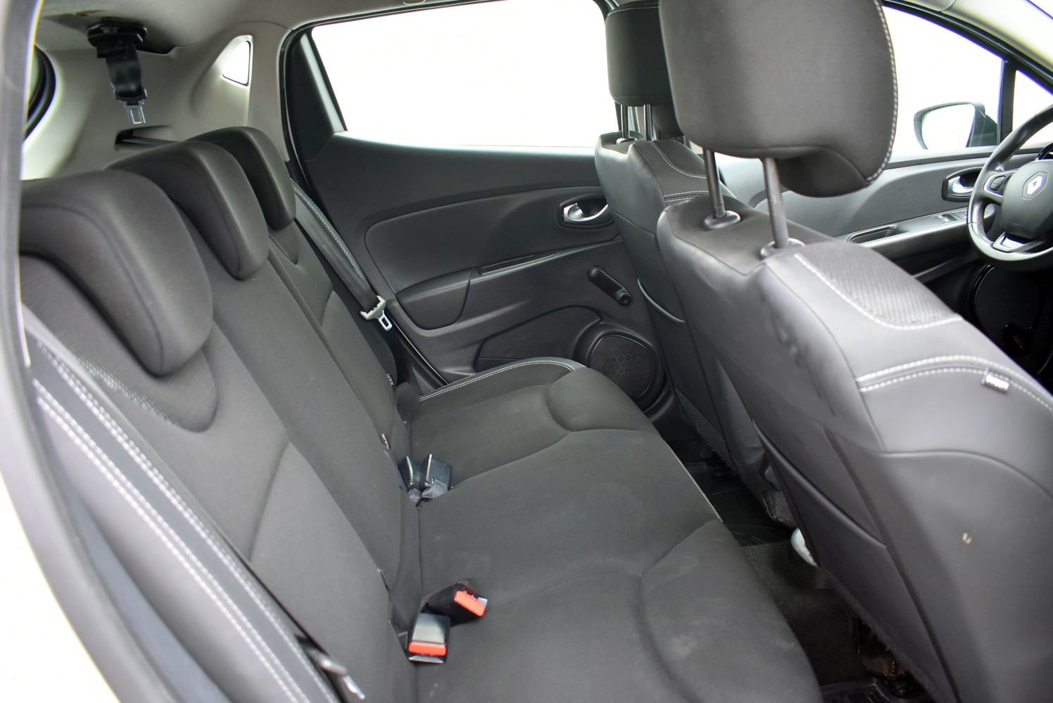 Renault Clio 1.5 DCi Zen *HR* SERVISNA,1.VLASNIK,VELIKI SERVIS*, fotografija 6