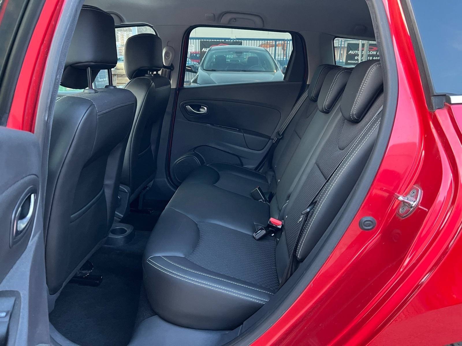 RENAULT CLIO 1.5DCI LIMITED MATRIX LED NAVI KOŽA 7999€!!, fotografija 15