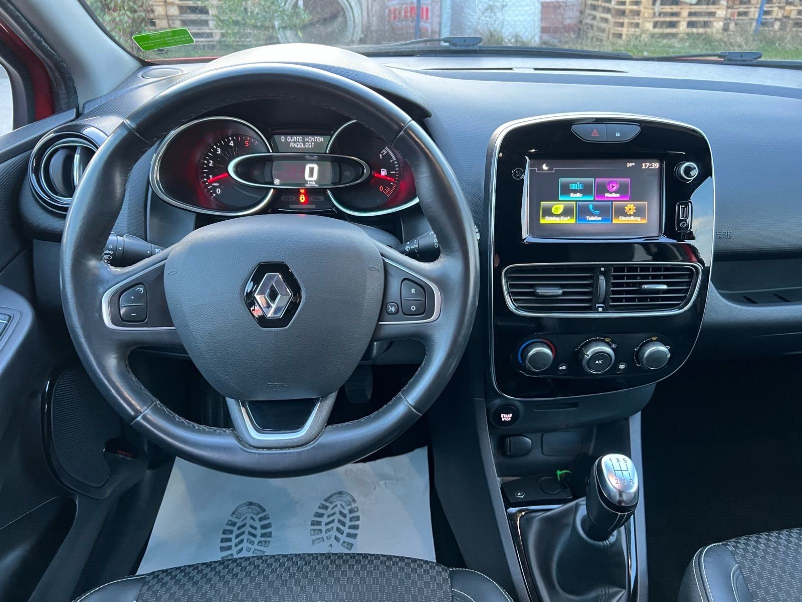 RENAULT CLIO 1.5DCI LIMITED MATRIX LED NAVI KOŽA 7999€!!, fotografija 18