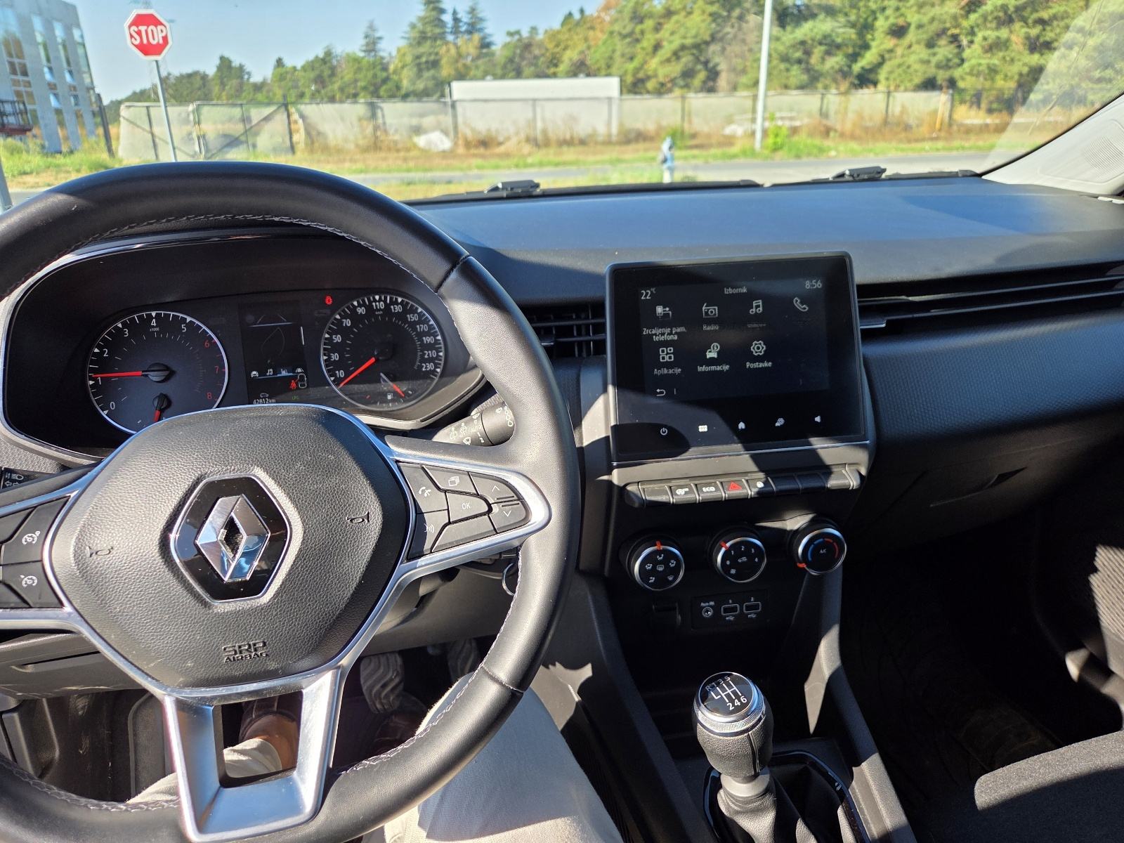 Renault Clio 100 TCe Equilibre, fotografija 4