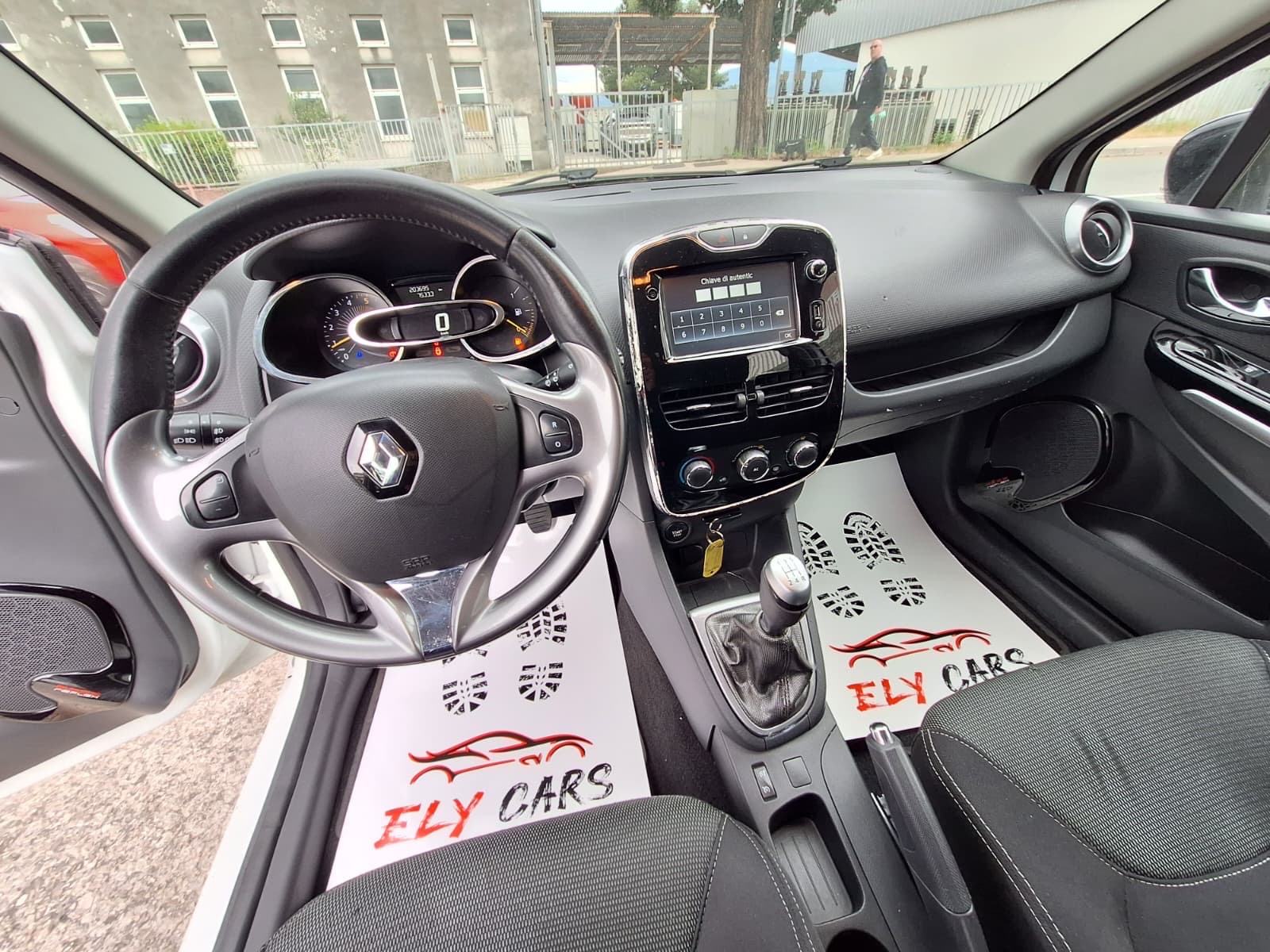 Renault Clio dCi 75 NAVIGACIJA / u sustavu pdv, fotografija 12