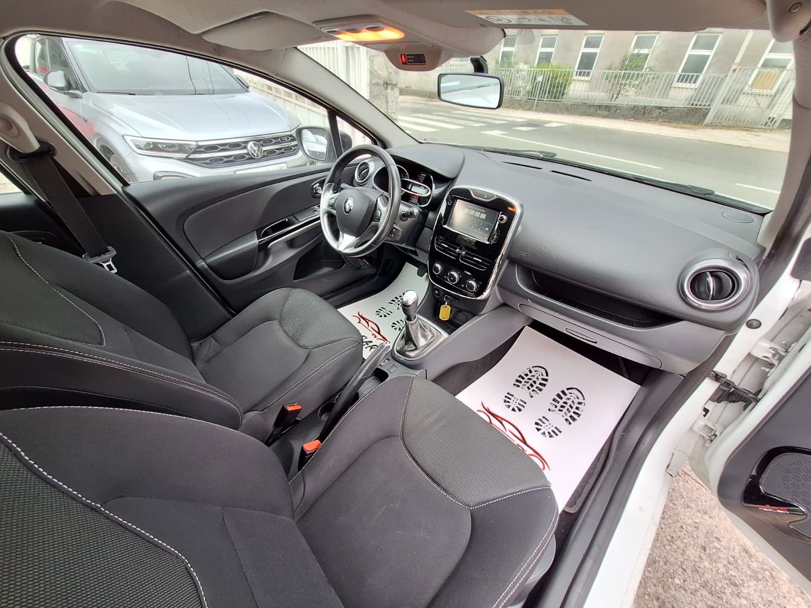 Renault Clio dCi 75 NAVIGACIJA / u sustavu pdv, fotografija 15