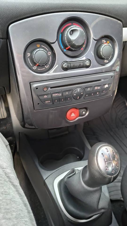 Renault Clio dCi 75, fotografija 6